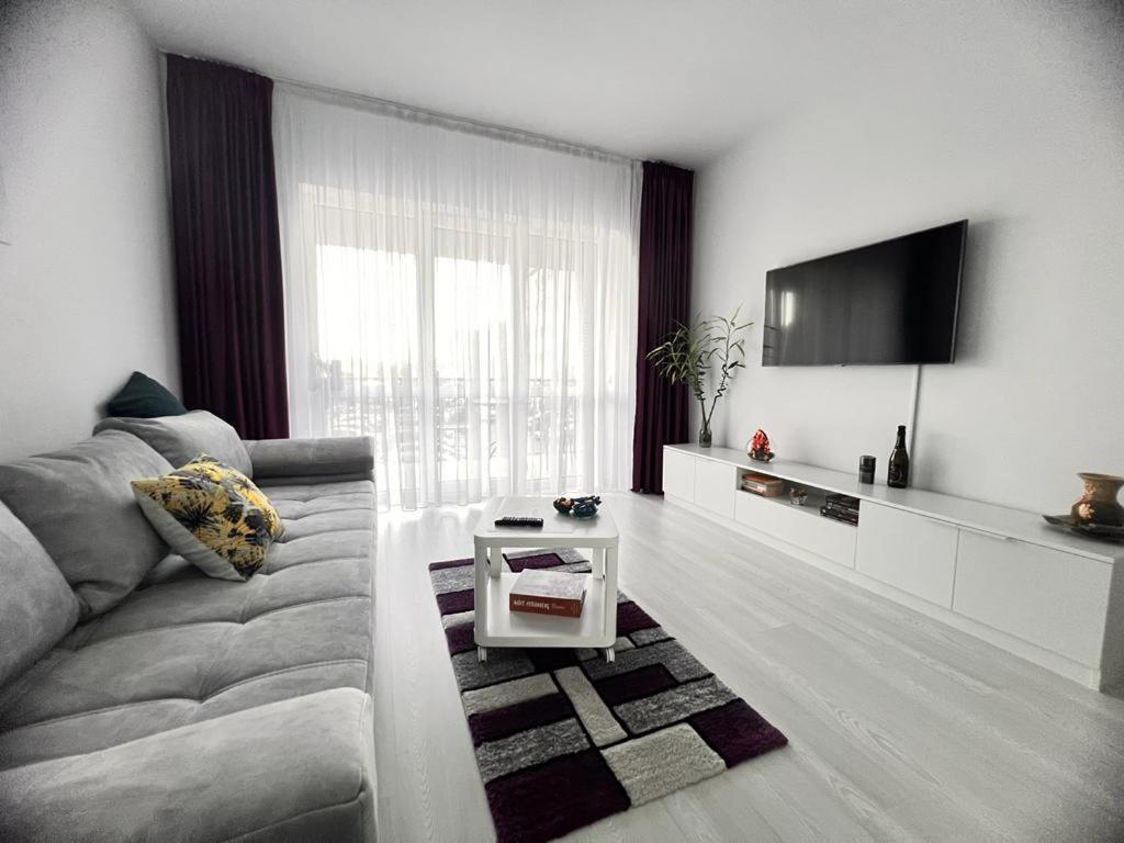 One Apartment Militari Bucharest Exterior photo